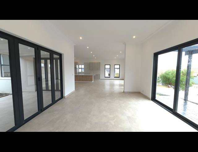 4 BEDROOM HOUSE FOR SALE IN MOUNT ROYAL GOLF ESTATE